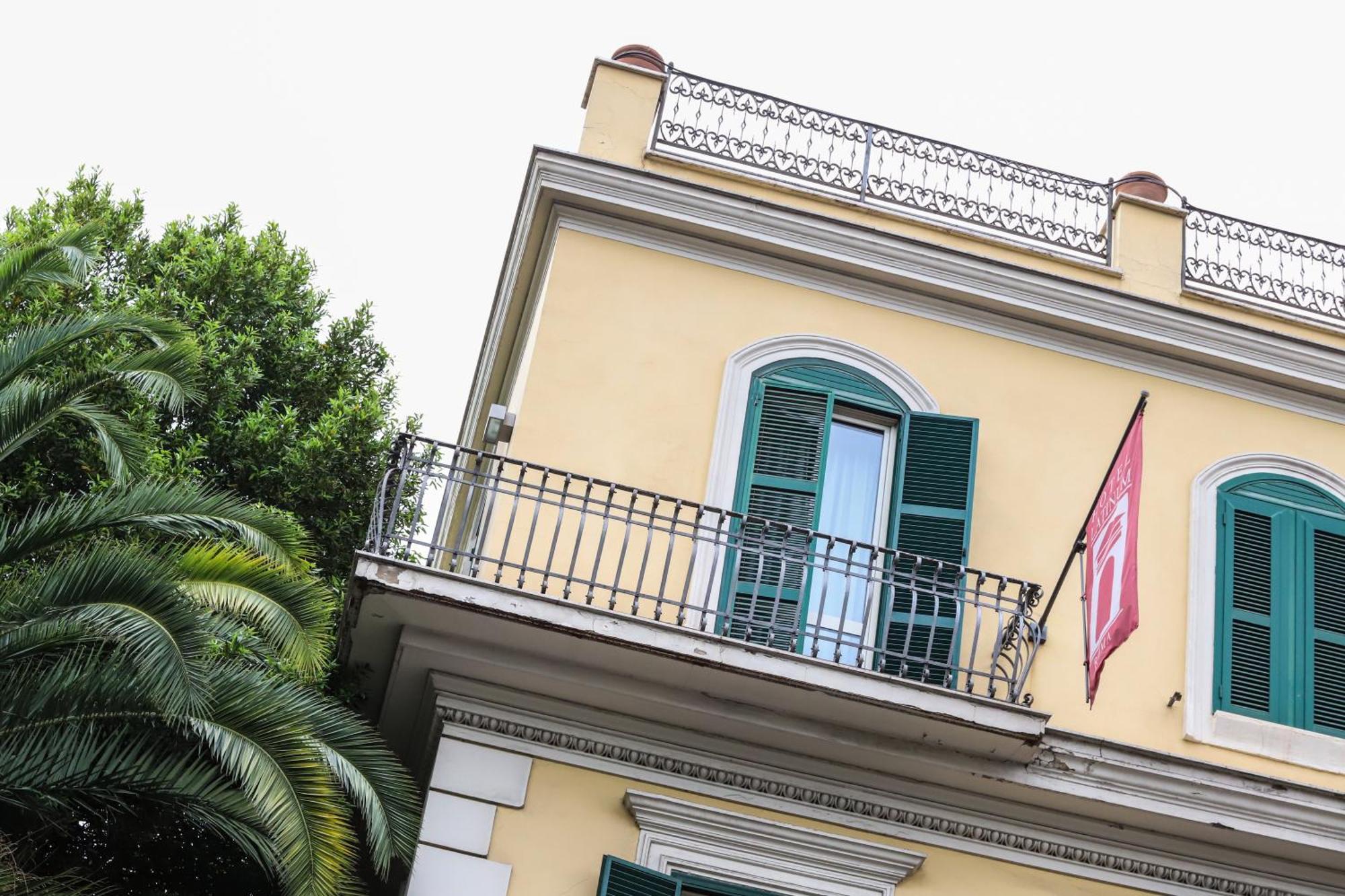 Hotel Latinum — Photos 1